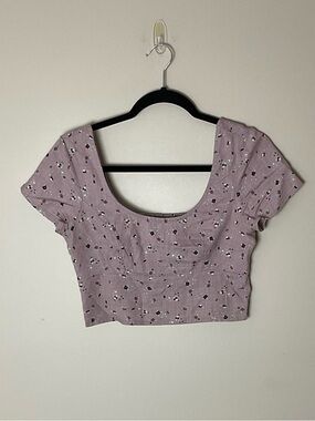 Ivy and Main Festival Feminine Romantic Floral Scoop-Neck Crop Top Elastic Back